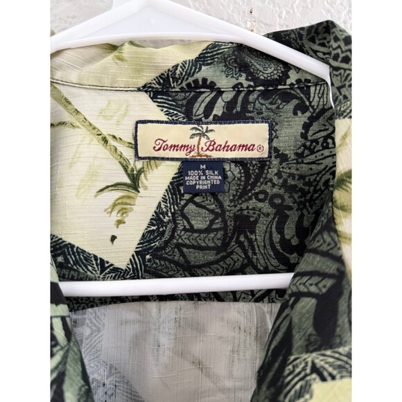 Tommy bahama palm tree button down size Medium - Picture 4 of 5